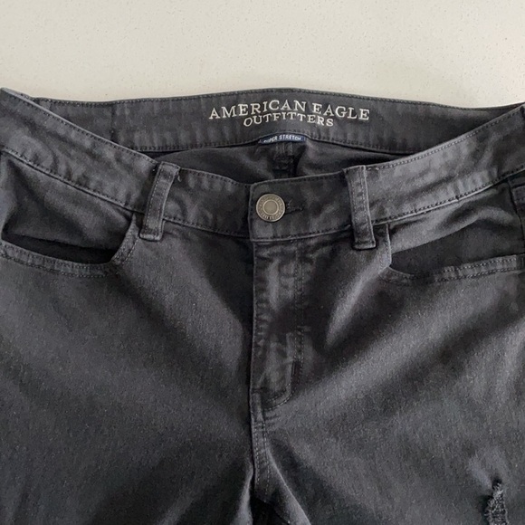 Sz10xtra long American Eagle black distressed jegging. - Picture 8 of 10